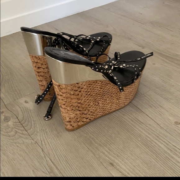 Alice + Olivia black wedges 🌟SOLD🌟 - Picture 3 of 4